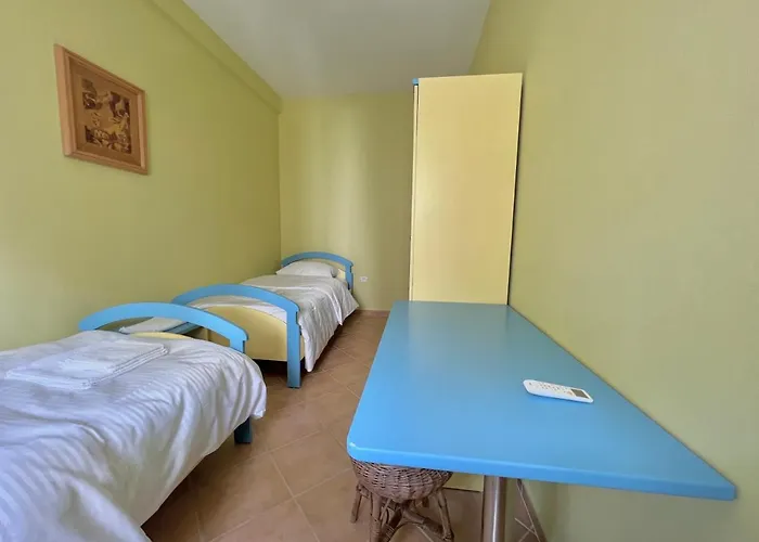 Rolling Apartment Golem - Next To Premium Hotels & Grand Blue Fafa